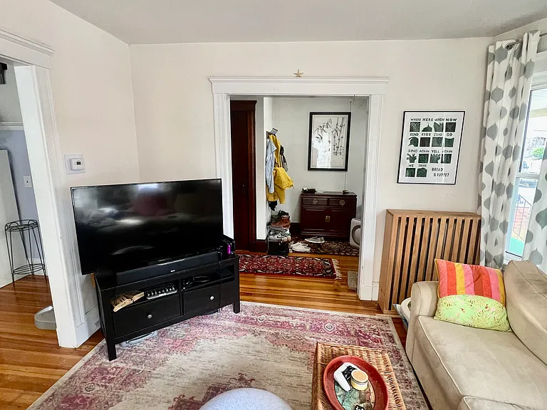 47 Clarendon Ave #1 — Photo 10