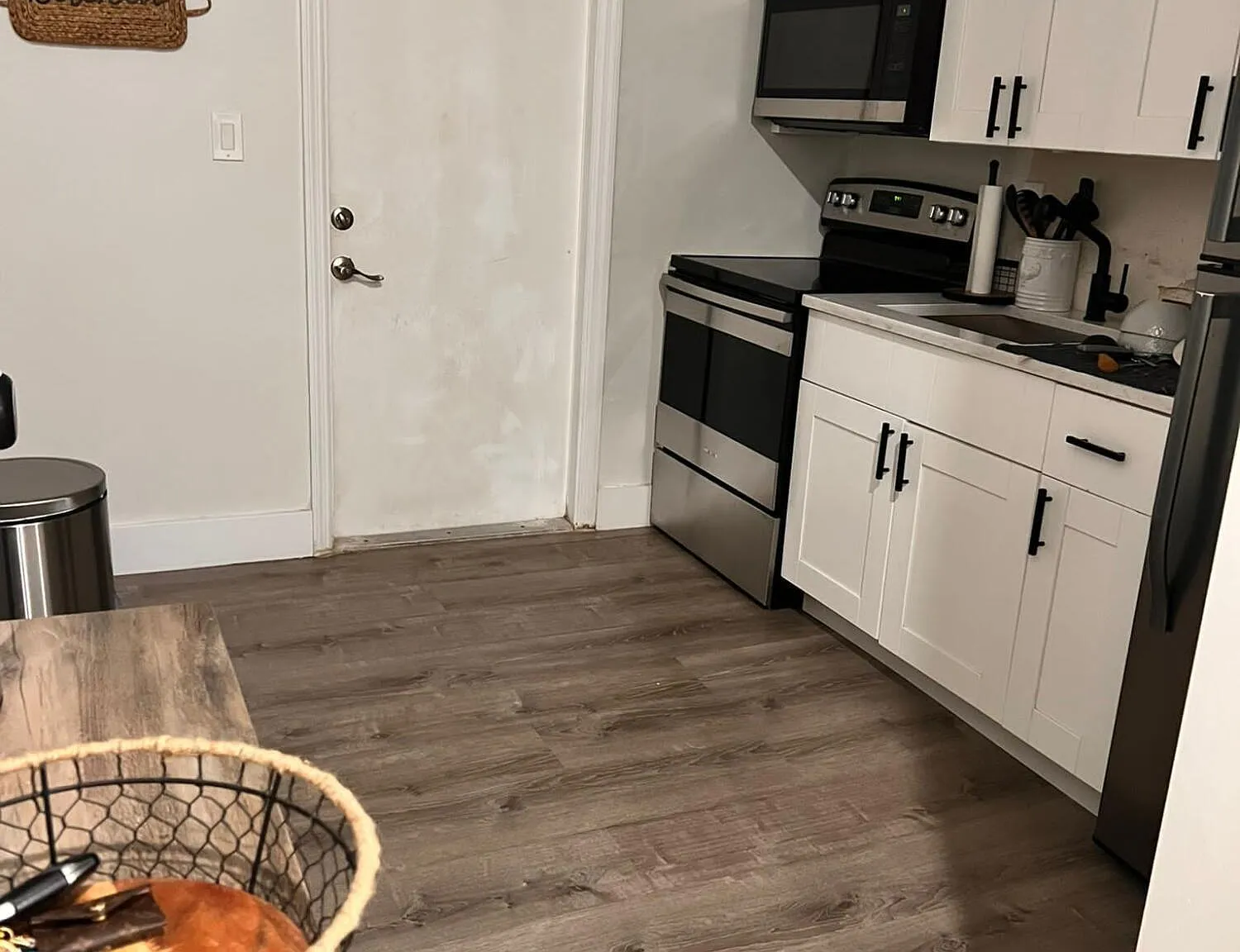 2 bed, 1.0 bath, 576 sqft, $2,100 — Photo 4