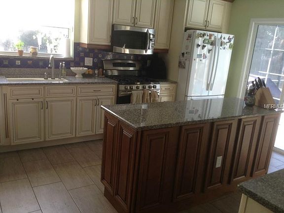 5th image of 10737 Kim Ln