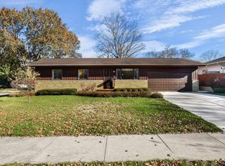 2301 Prairie Rd, Madison, WI 53711