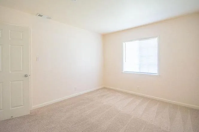7407 Camellia Ln — Photo 14