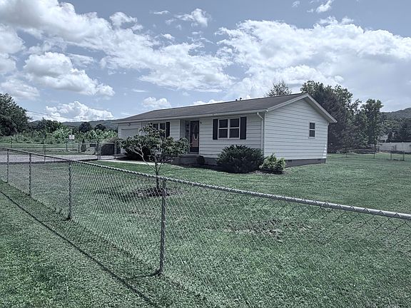 4th image of 200 Forren Ln