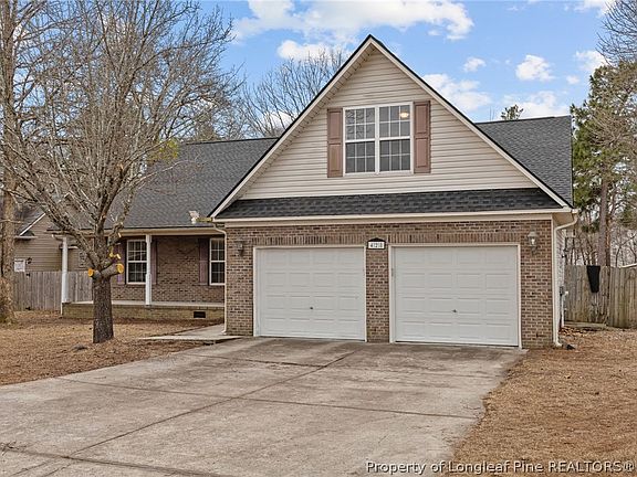 2nd image of 428 Dunbar Dr