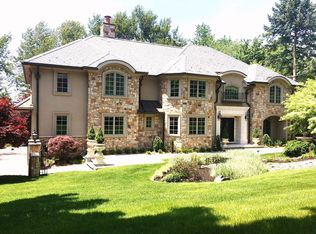 5 Chadwick Rd, Livingston, NJ 07039