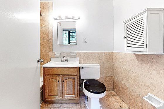 5th image of 241 W 113th St APT 1D