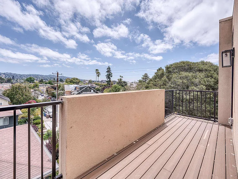 4202 Telegraph Ave #203 — Photo 18