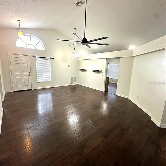 19310 Weedon Ct — Photo 4