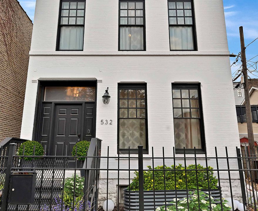 1st image of 532 N Claremont Ave