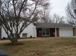 5108 Jerome Dr, Godfrey, IL 62035
