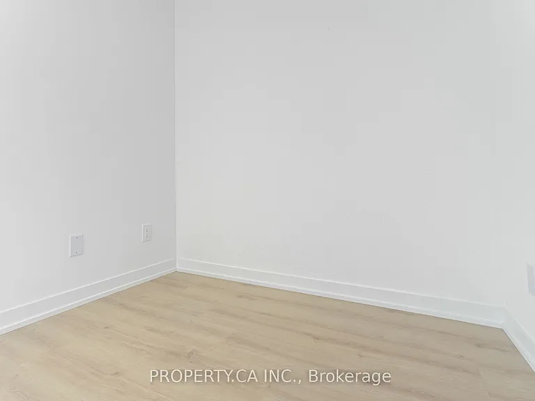 319 Jarvis St #LPH16 — Photo 18