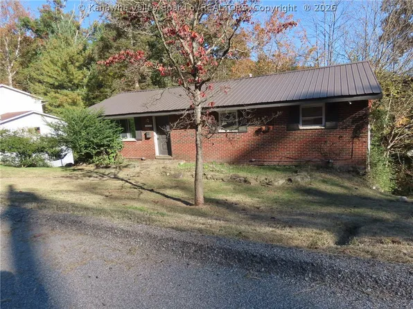 1618 Woodbine Ave, Charleston, WV 25302