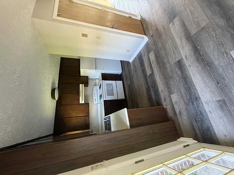 750 Rolling Hills Dr #C — Photo 9