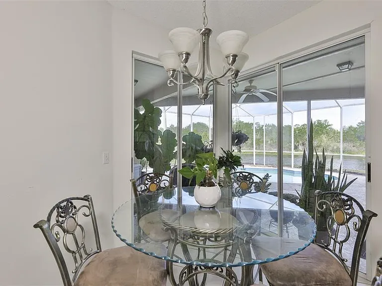 13016 Prestwick Dr — Photo 21
