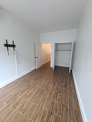 Rented by Bouklis Group