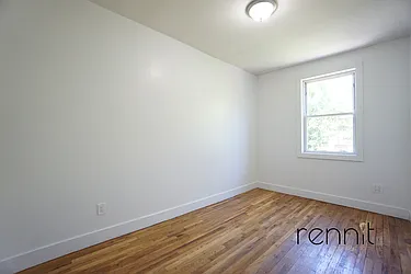 Rented by Rennit Inc.