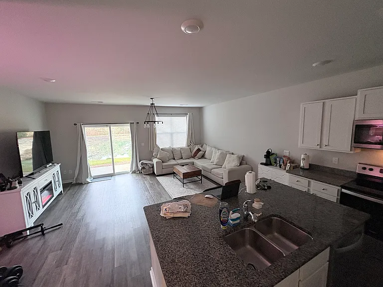 3579 Roseblossom Dr — Photo 5