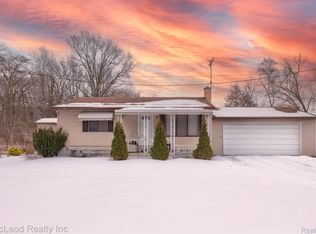 9975 Tuscola Rd, Clio, MI 48420