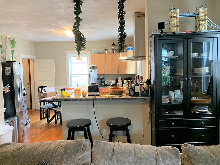 19 Curtis St #1A — Photo 3