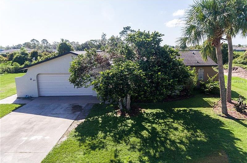 1st image of 304 Larkspur Ct