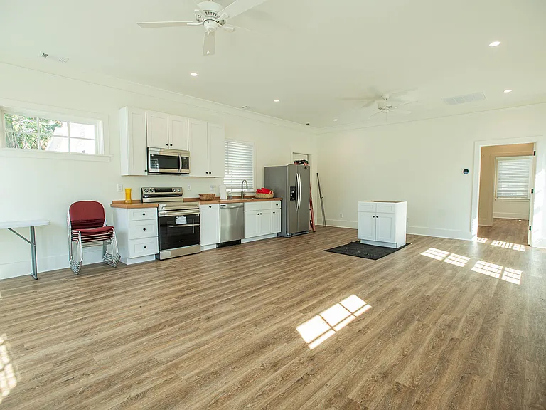 1401 Duke St — Photo 5