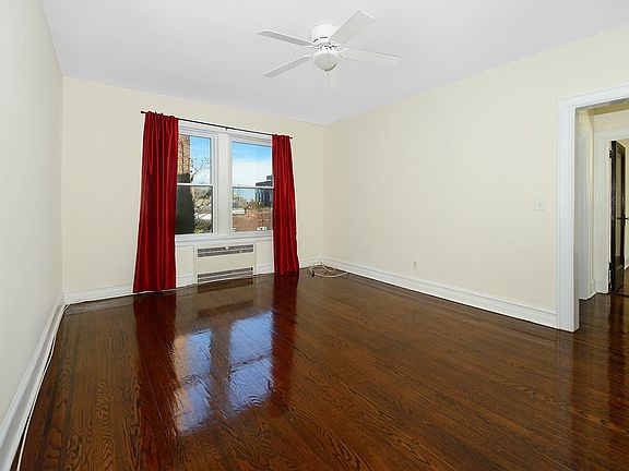 2nd image of 340 Fairmount Ave APT 301