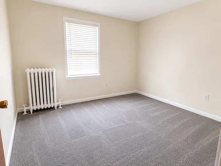 346 Delaware St — Photo 4