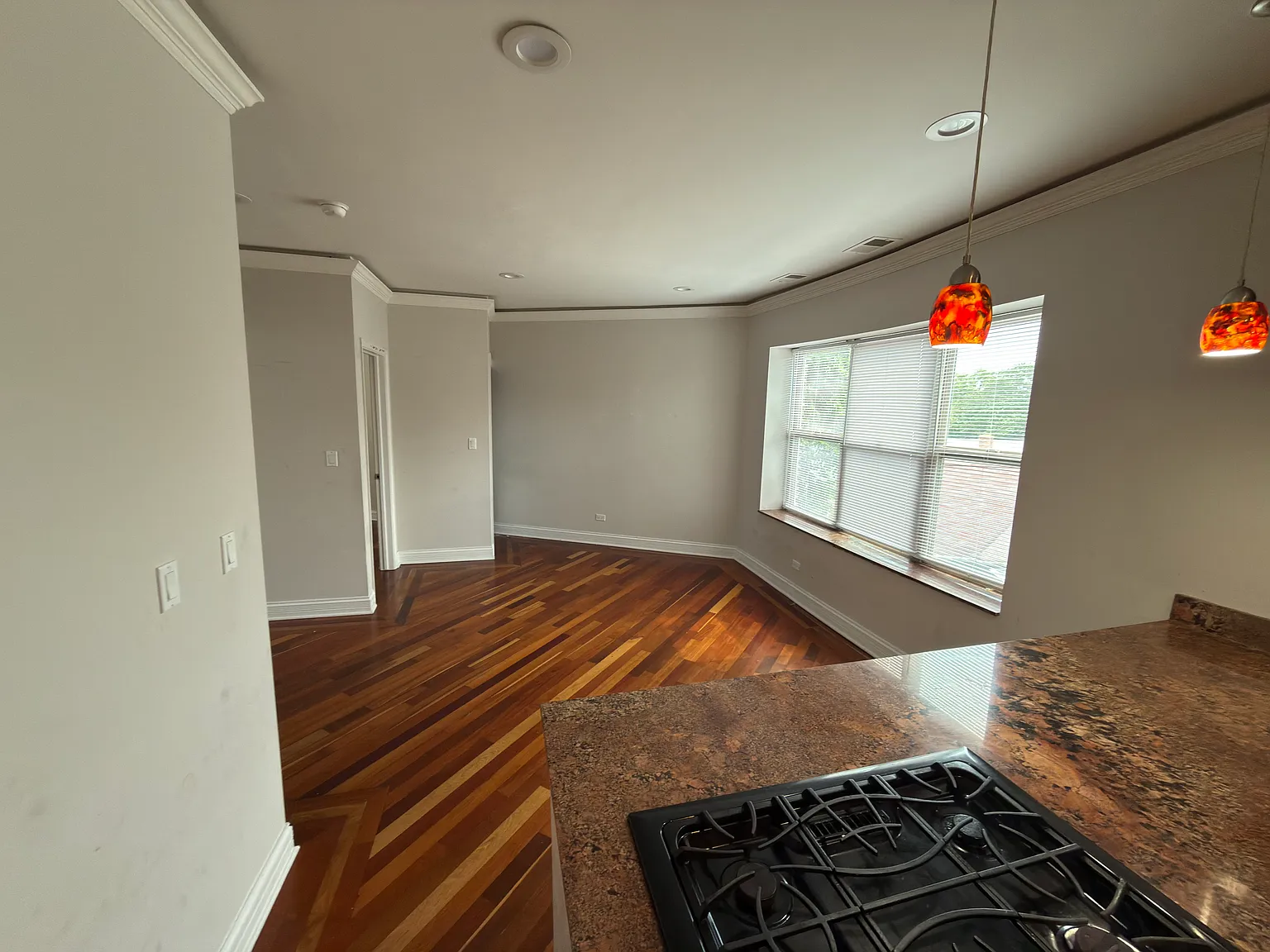 2 bed, $2,450 — Photo 2