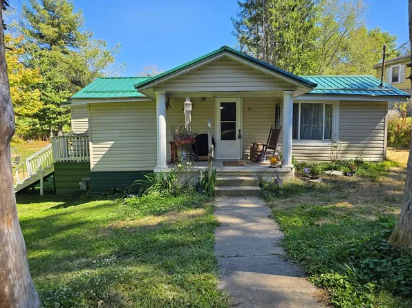 188 Apple St, Beckley, WV 25801