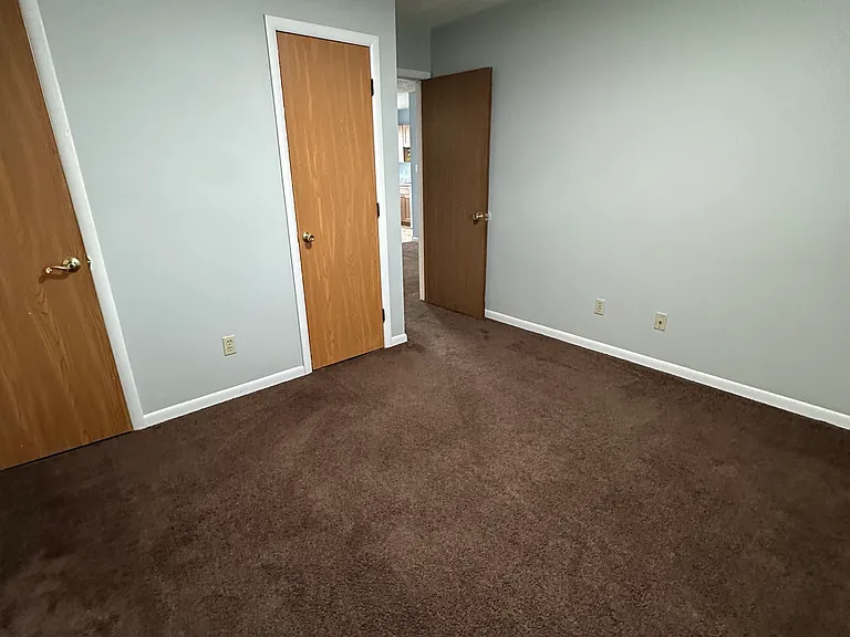 888 Wayne Ave #13 — Photo 9