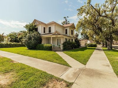 1005 L Street, Reedley, CA, 93654