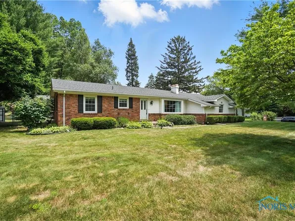 4530 Vineyard Rd, Toledo, OH 43623