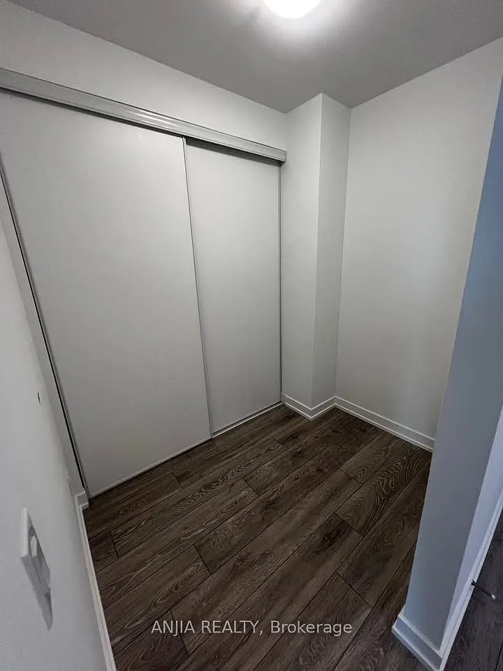 1 bed, $2,000 — Photo 3