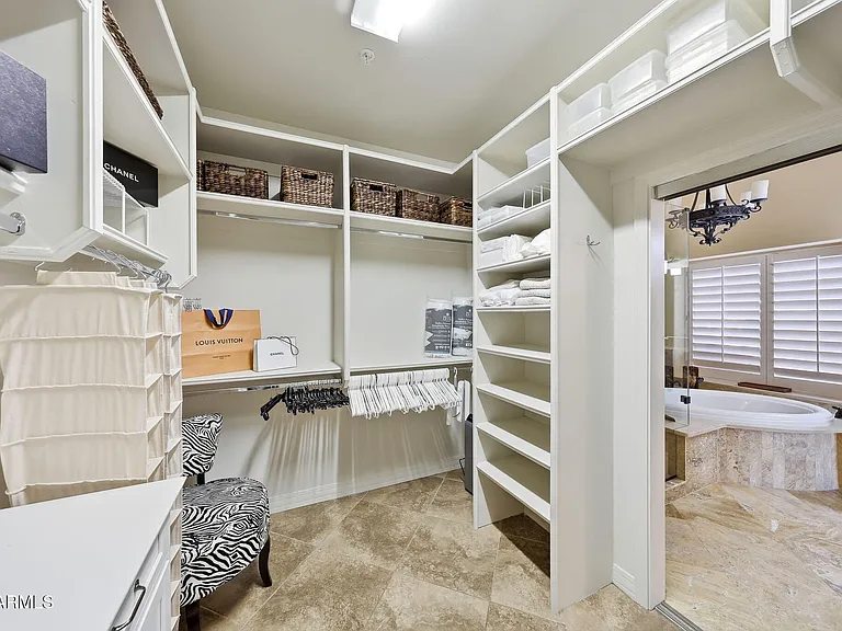 7642 E Hartford Dr — Photo 26