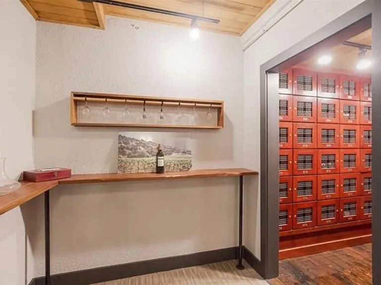 1535 Walnut St #108 — Photo 17
