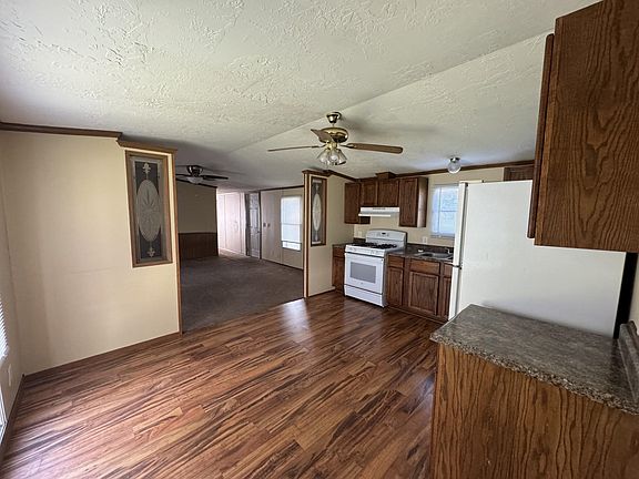 3rd image of 2900 Grand Ave Lot 103