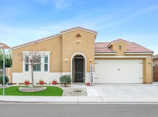3817 Bellaire Ave, Clovis, CA 93619