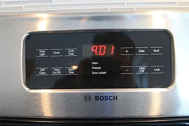 Rented by Space Marketing Shop