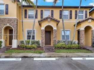 9133 SW 227th St UNIT 4, Cutler Bay, FL 33190