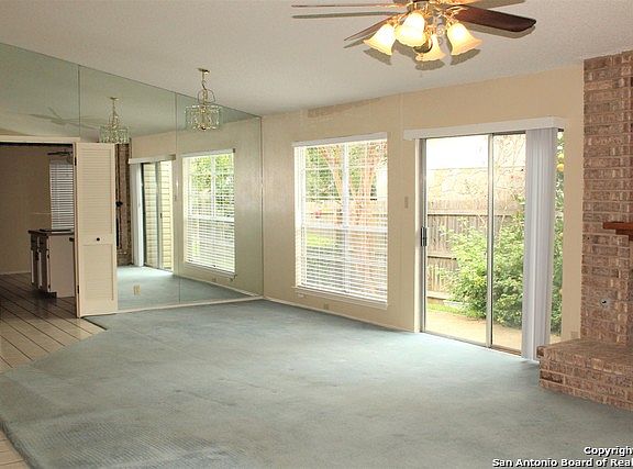 4th image of 109 Sunrise Canyon Dr