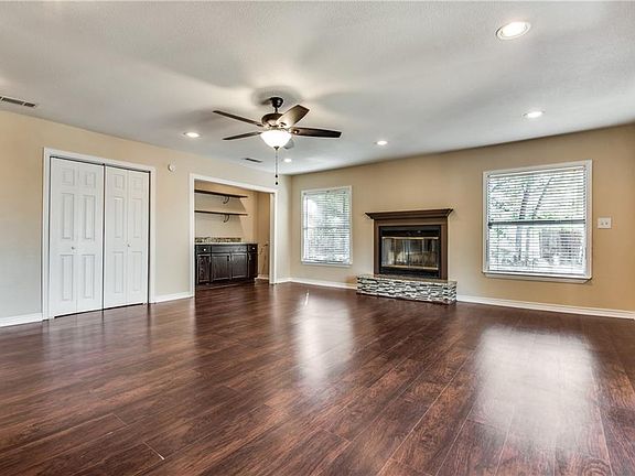 4th image of 1609 Shalot Cir