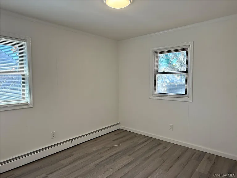 21 Sherwood Dr — Photo 12