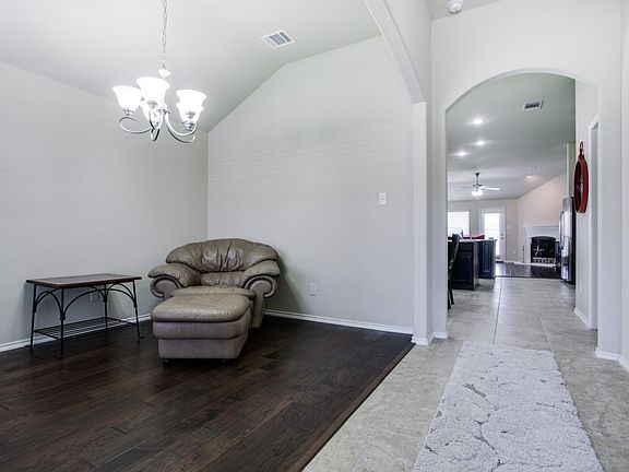3rd image of 5740 Salisbury Dr