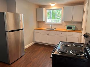 41 Park St, Dover, NH 03820