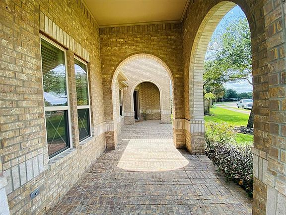 4th image of 5834 Dusty Heath Ct