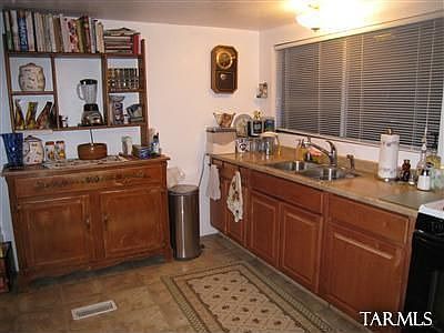 3rd image of 9771 N Clayton Pl