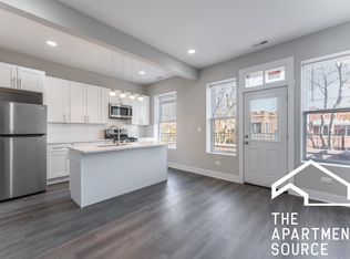 818 N Oakley Blvd #3A, Chicago, IL 60622