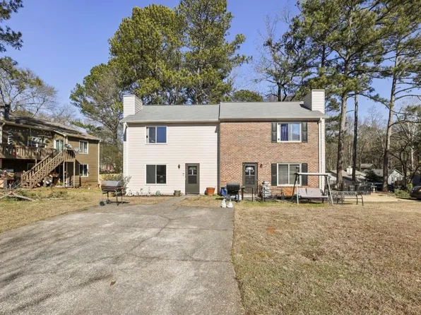 1331 N Hampton Rd, Roswell, GA 30009