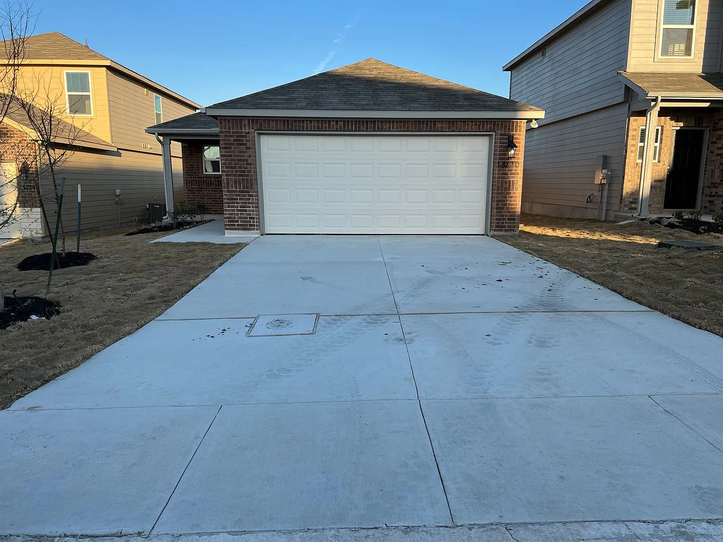 Pre-Leasing Now! Discover Comfortable living in this Four Bedroom | Two Bathroom Home in Scotts H... — Photo 2