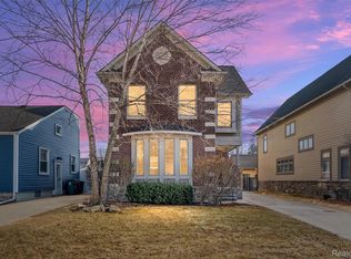 717 S Kenwood Ave, Royal Oak, MI 48067