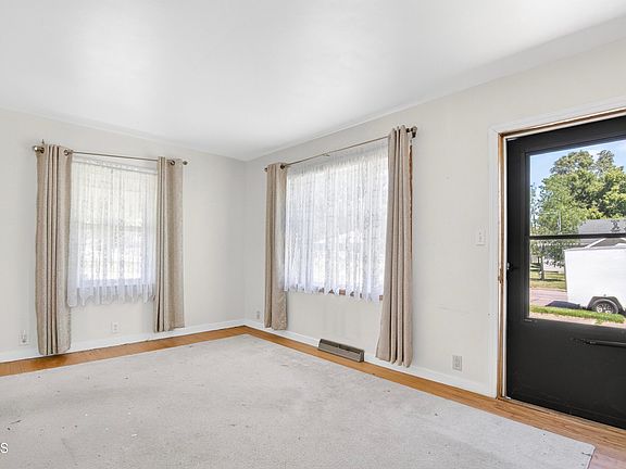 3rd image of 240 7th St NE